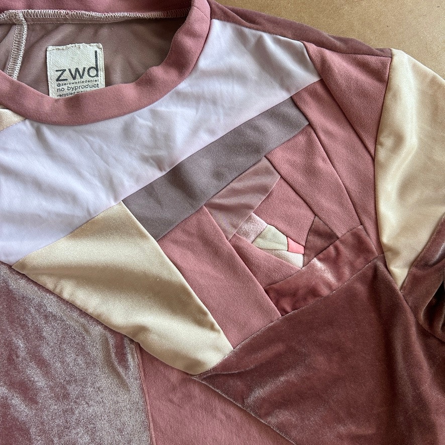 Zero Waste Daniel Zwd Mens S Patchwork Velvet Reroll Sweatshirt Art To Wear — image 4 of 8
